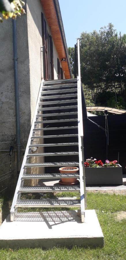Maison De Campagne A L'Etage Ser-Sigaud Exteriér fotografie
