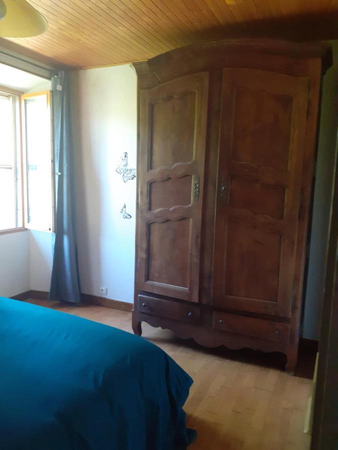 Maison De Campagne A L'Etage Ser-Sigaud Exteriér fotografie